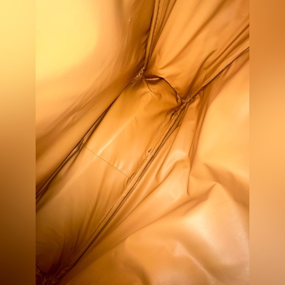 Vintage Map Print Travel Bag with Brown Accents - Picture 15 of 16